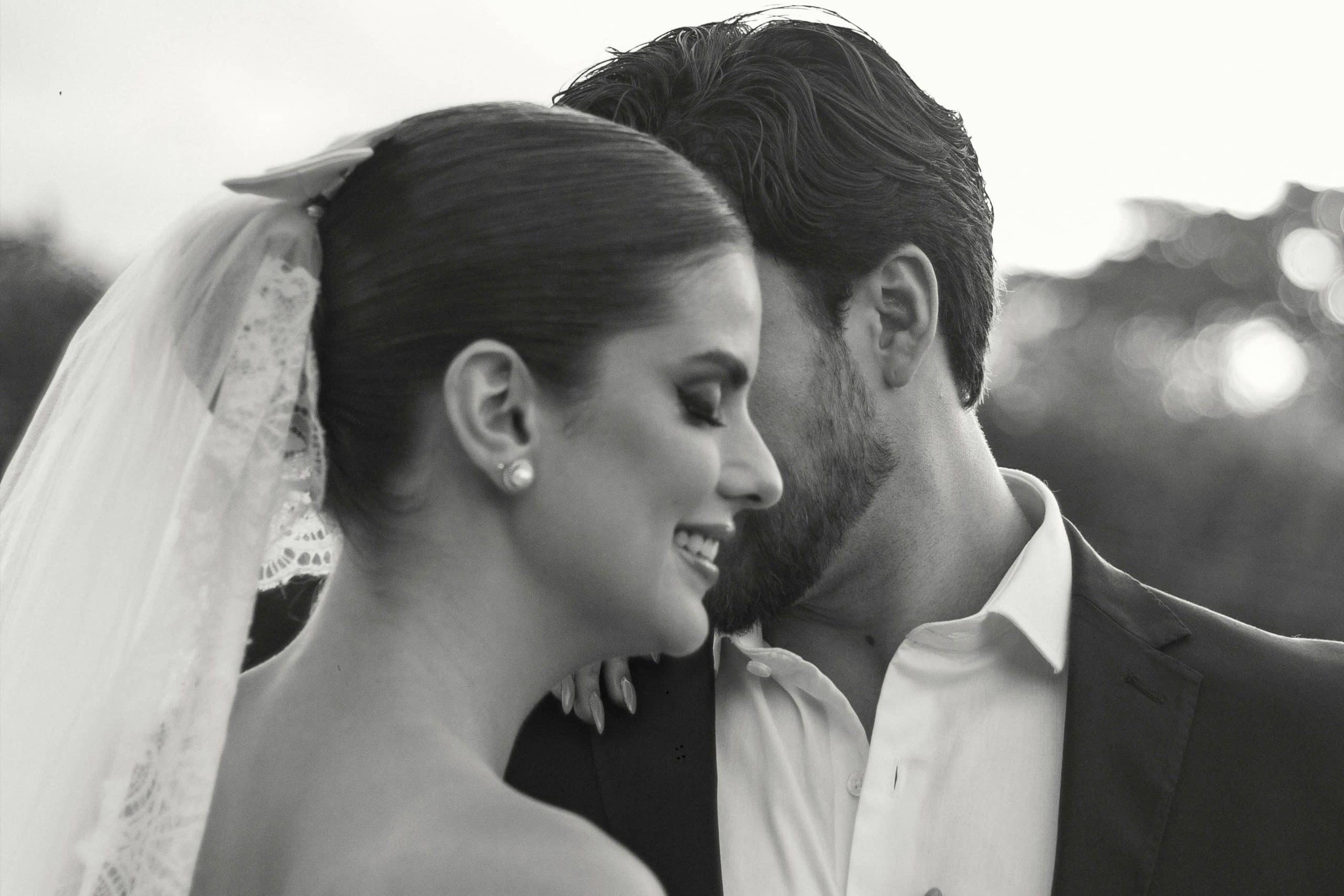 Sterling Inn Intimate Wedding Venue for Bride and Groom in Niagara Falls