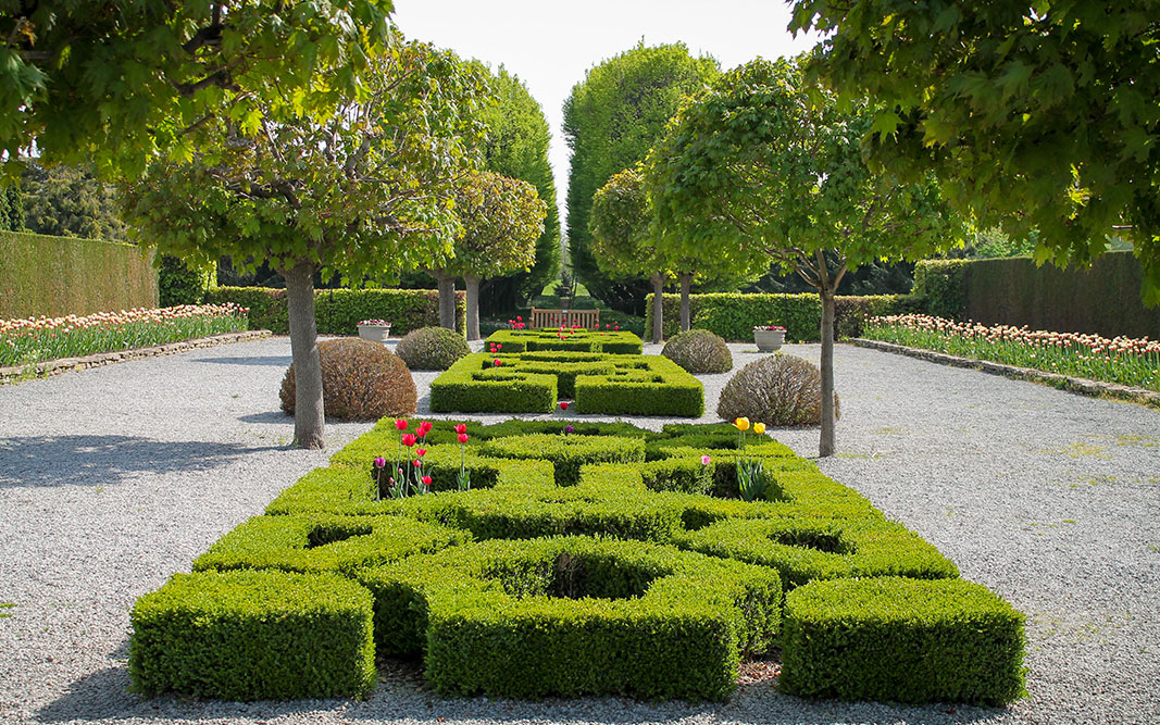 Niagara-Parks-Botanical-Gardens-Niagara-Falls-Tourism