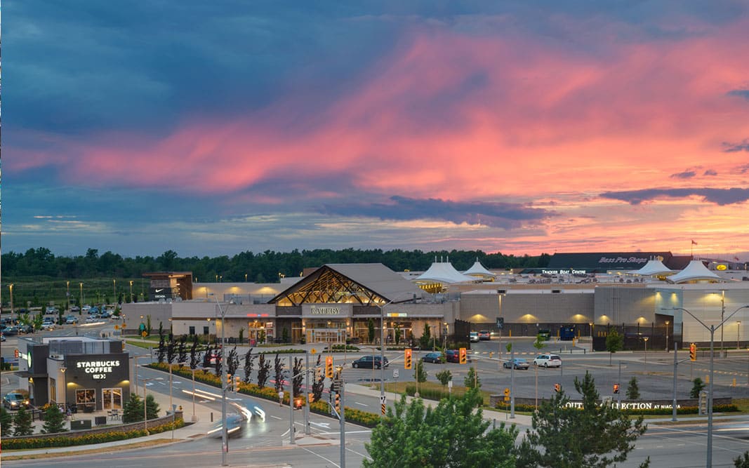 Outlet-Collection-of-Niagara-Niagara-Falls-Tourism Shopping at Outlet Collection of Niagara in Niagara on the Lake