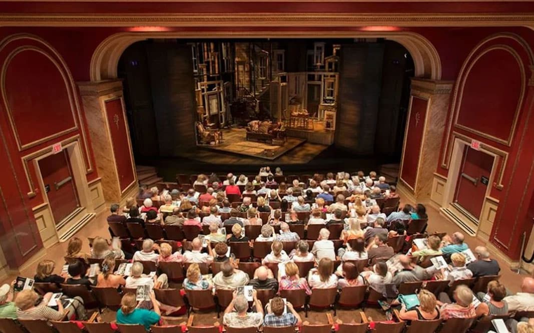 Shaw-Festival-Niagara-Falls-Tourism Niagara on the Lake Shaw Festival